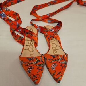 Sam Edelman Orange Flats with Elegant Design